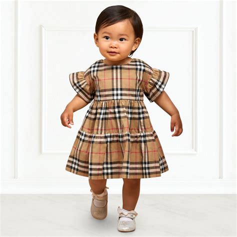 soldes burberry bebe|Burberry baby girl clothing.